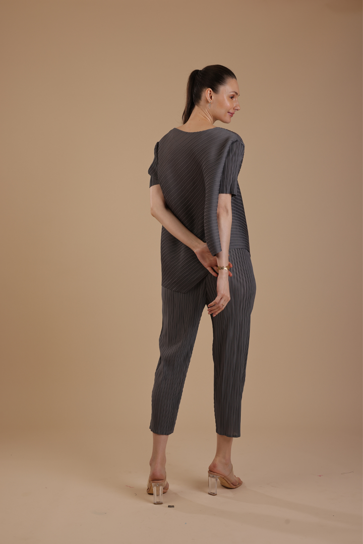 Hector Pleated Coord set (Iron)
