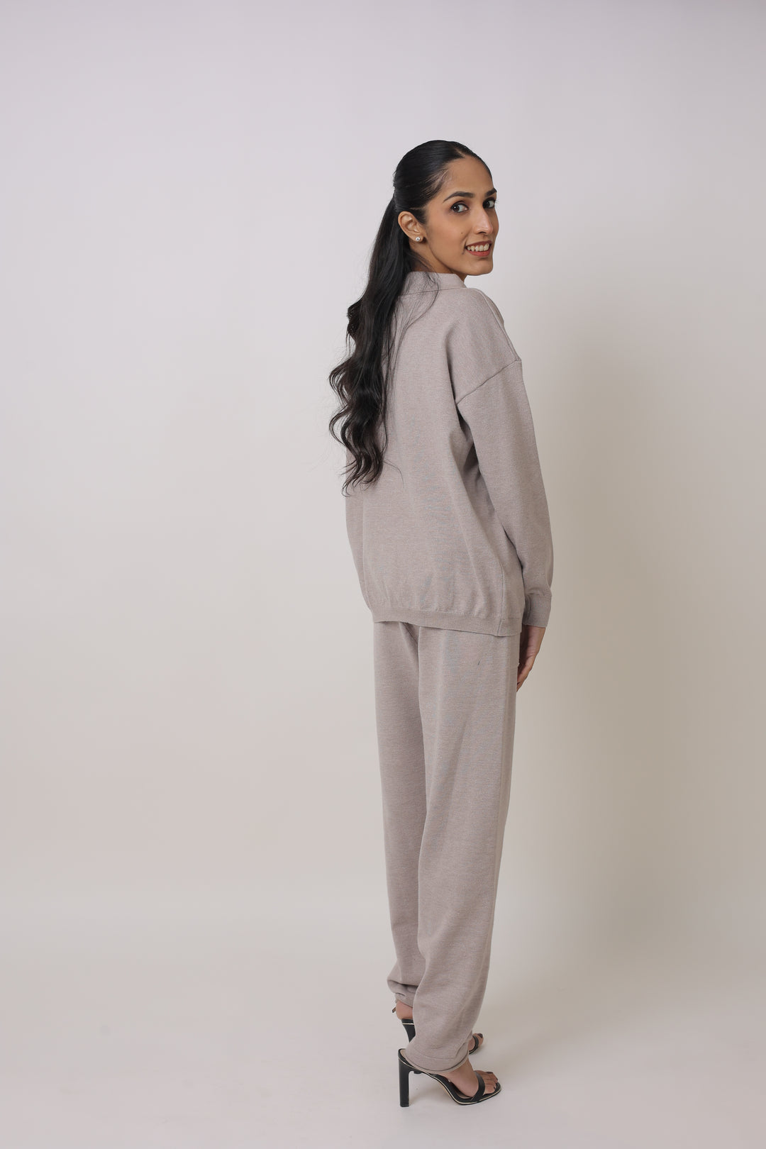 Vega Coord Set (Dark Grey)